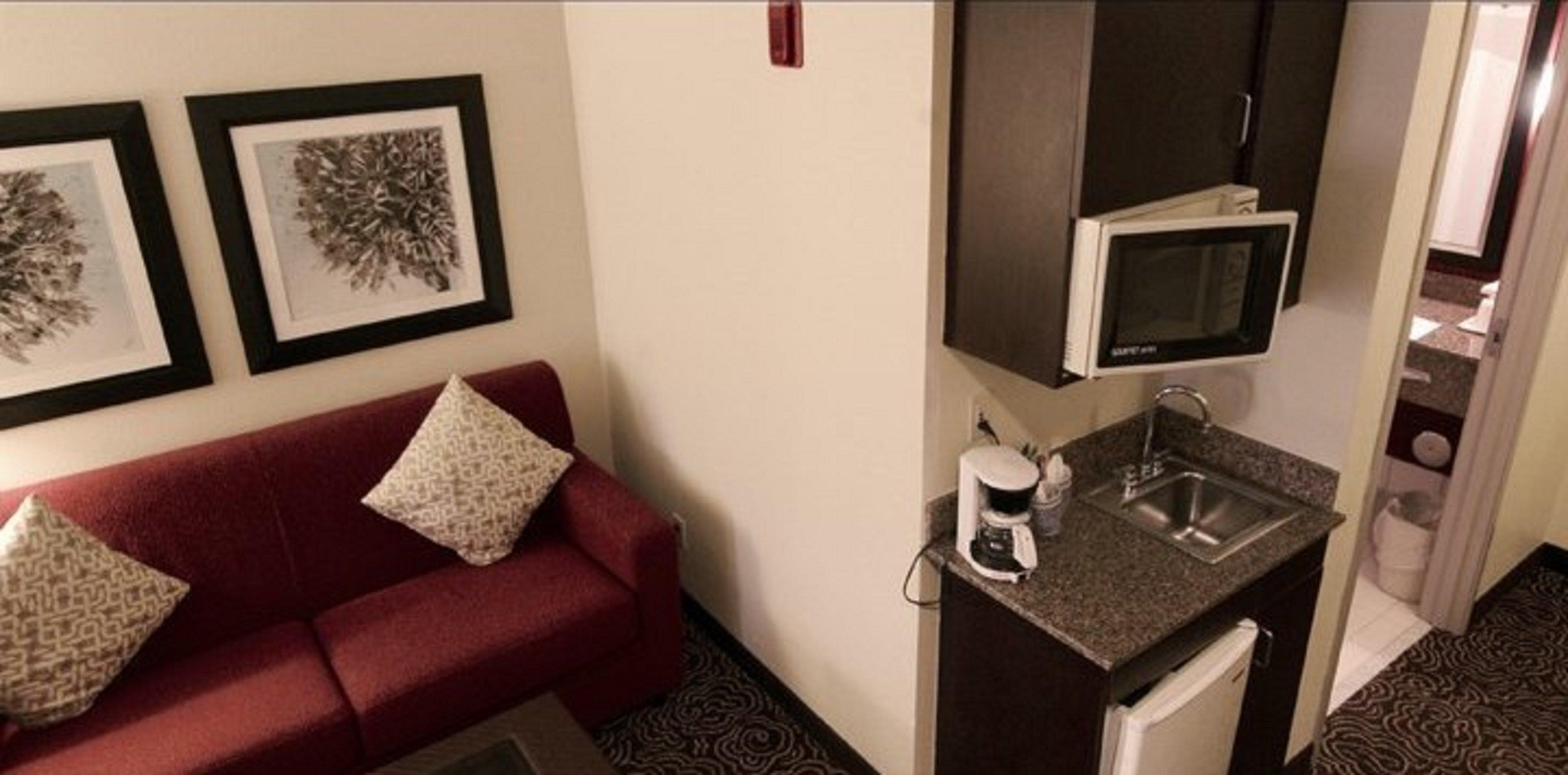 Holiday Inn Express Ogden By Ihg Exterior photo