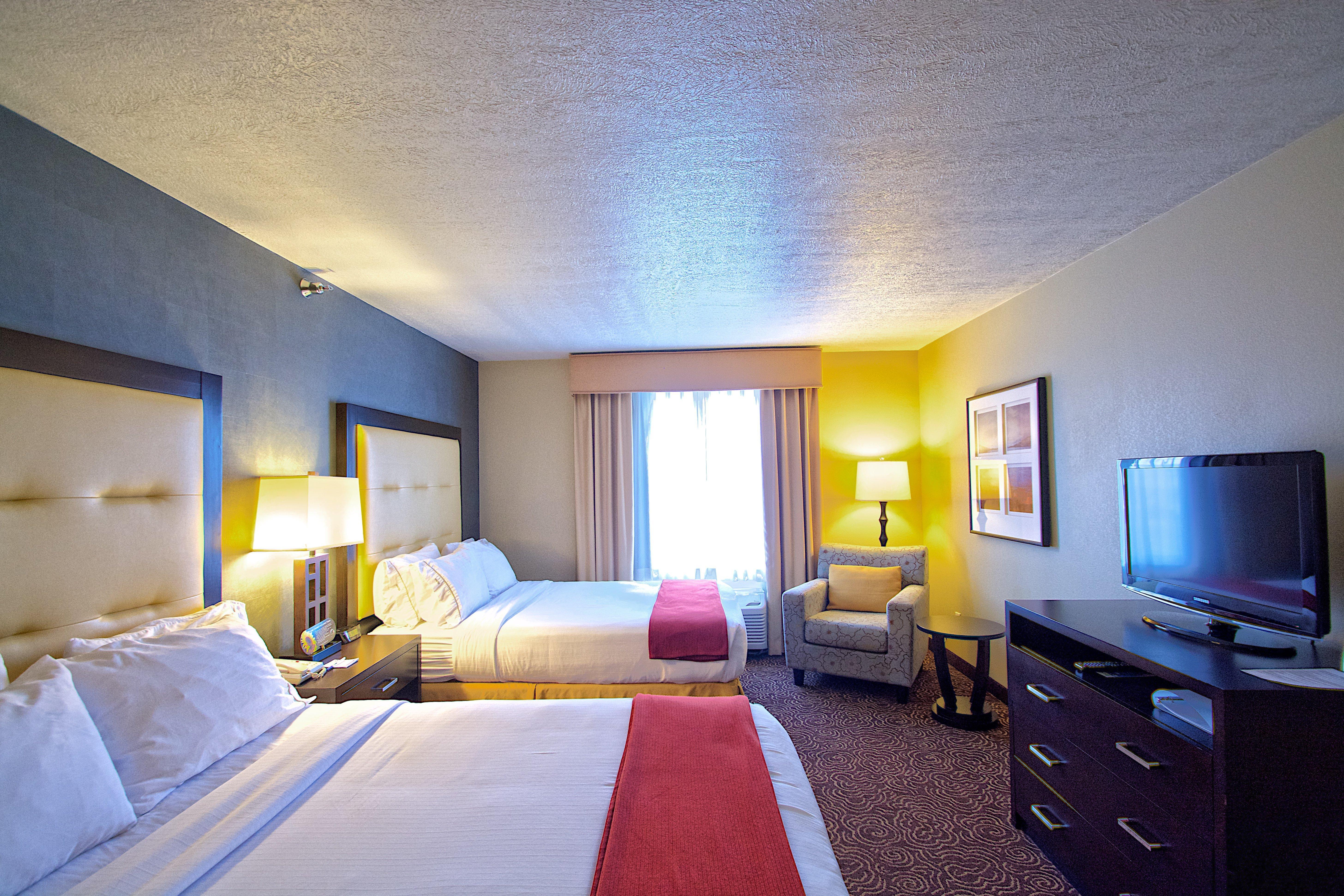 Holiday Inn Express Ogden By Ihg Exterior photo