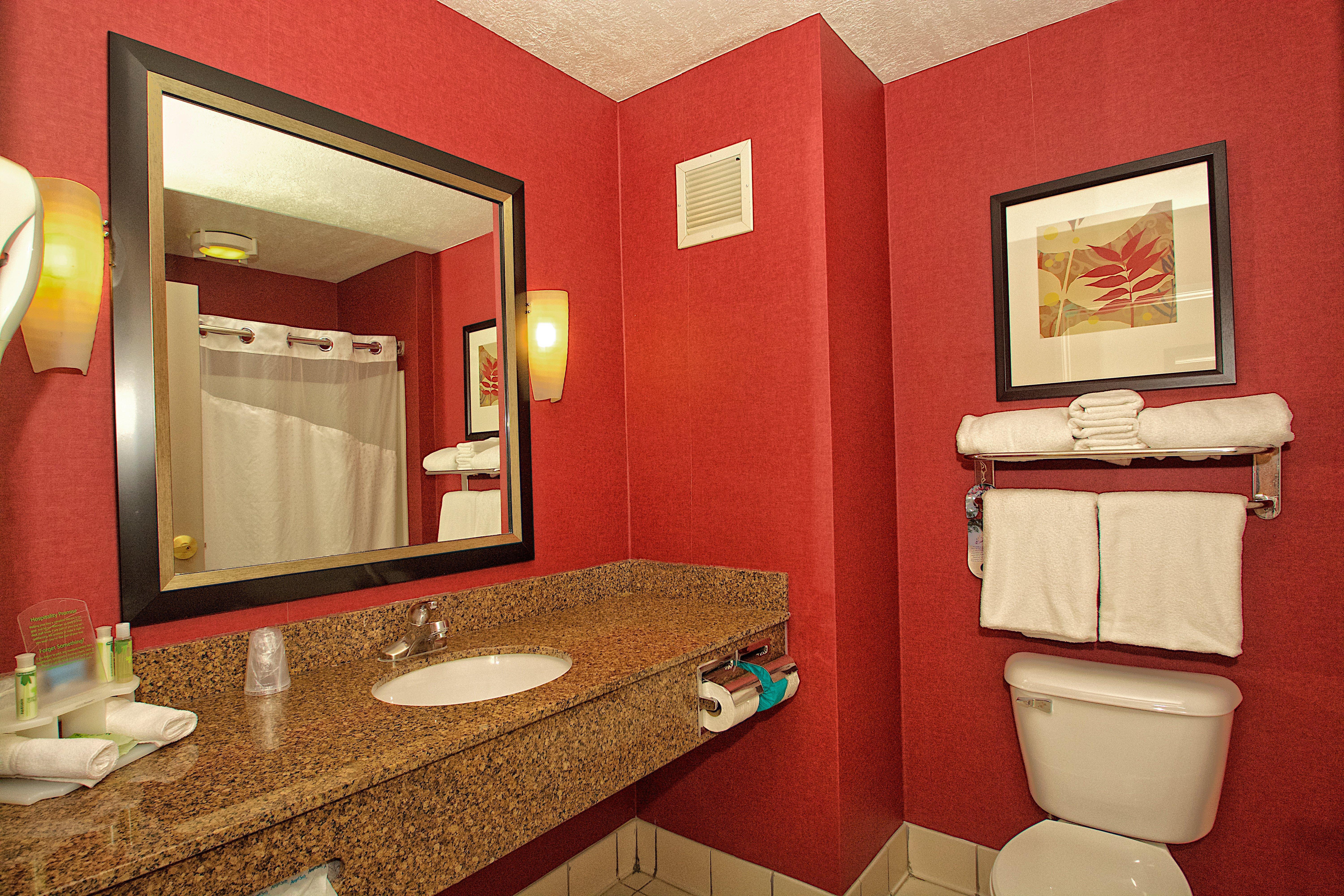 Holiday Inn Express Ogden By Ihg Exterior photo